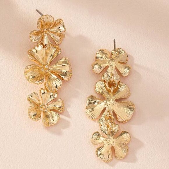 Flower dangle earrings A28 - Picture 1 of 5